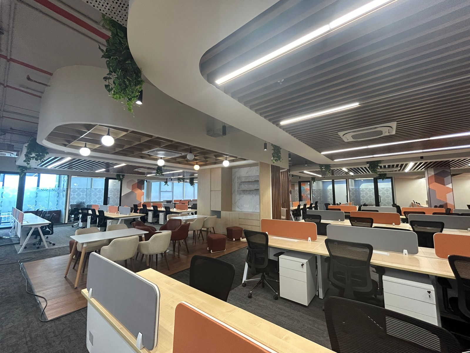 Premium Coworking Space for Rent in Kalyani Nagar, Pune – Plug & Play Offices